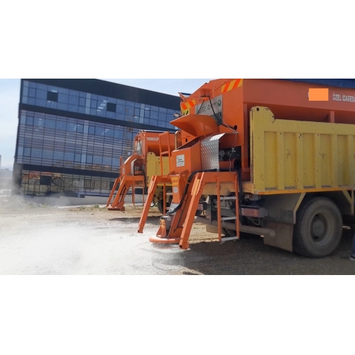 ELEKTRİKLİ TUZ SERPME MAKİNESİ / 7M3 / UZAKTAN KUMANDALI