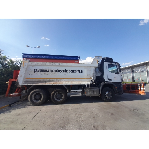 Tuz Serpme Makinası ( Hidrolik Sistem )