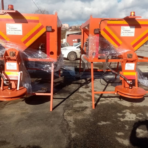 Tuz Serpme Makinası ( Hidrolik Sistem )