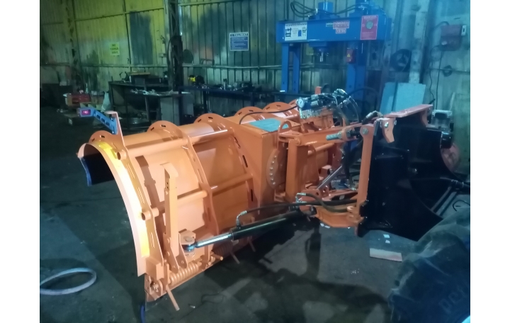 SERVİS HİZMETLERİMİZ & TORNA ve FREZE İMALATLARIMIZ