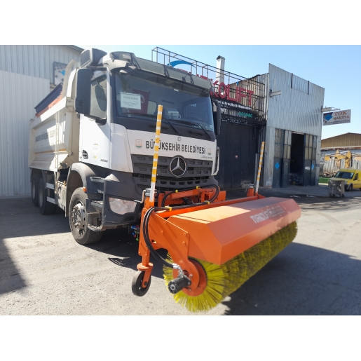 Ön Süpürge Makinası