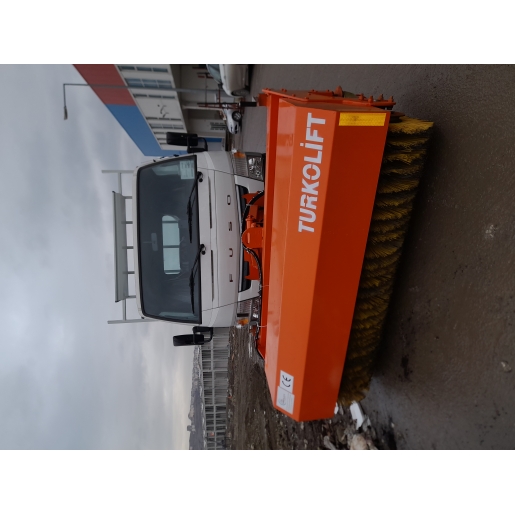 Ön Süpürge Makinası