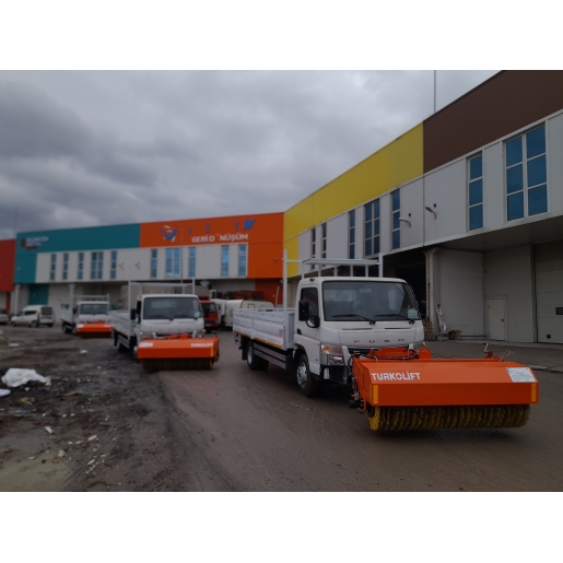 Ön Süpürge Makinası