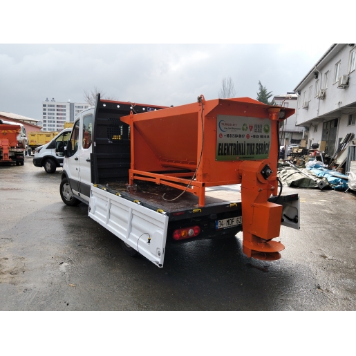 KAMYONET ÜZERİ TUZ SERPME MAKİNESİ 1.2 M3 / ELEKTRİKLİ / UZAKTAN KUMANDALI / 