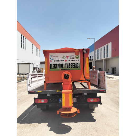 KAMYONET ÜZERİ TUZ SERPME MAKİNESİ 1.2 M3 / ELEKTRİKLİ / UZAKTAN KUMANDALI / 